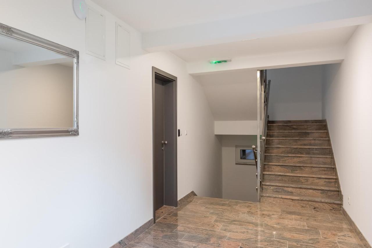Villa Aqua - Adults Only Bol Dış mekan fotoğraf