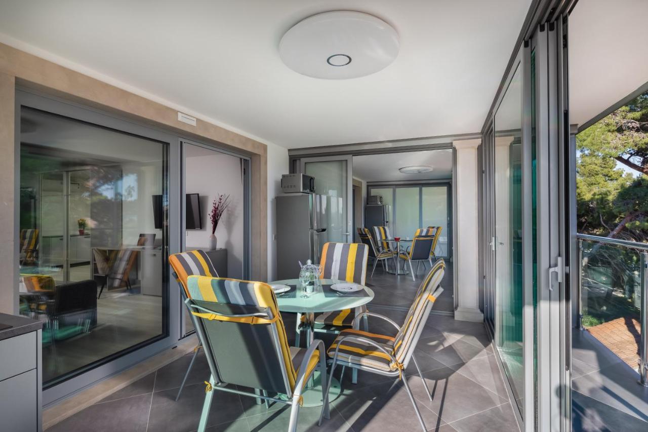Villa Aqua - Adults Only Bol Dış mekan fotoğraf