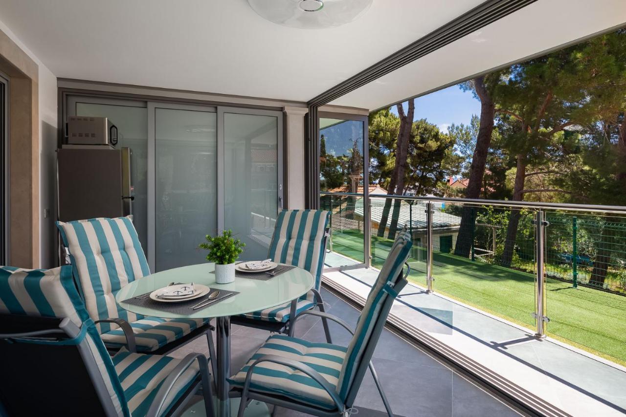 Villa Aqua - Adults Only Bol Dış mekan fotoğraf